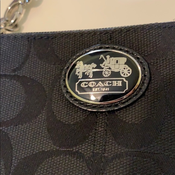Coach small wristlet - Picture 3 of 8
